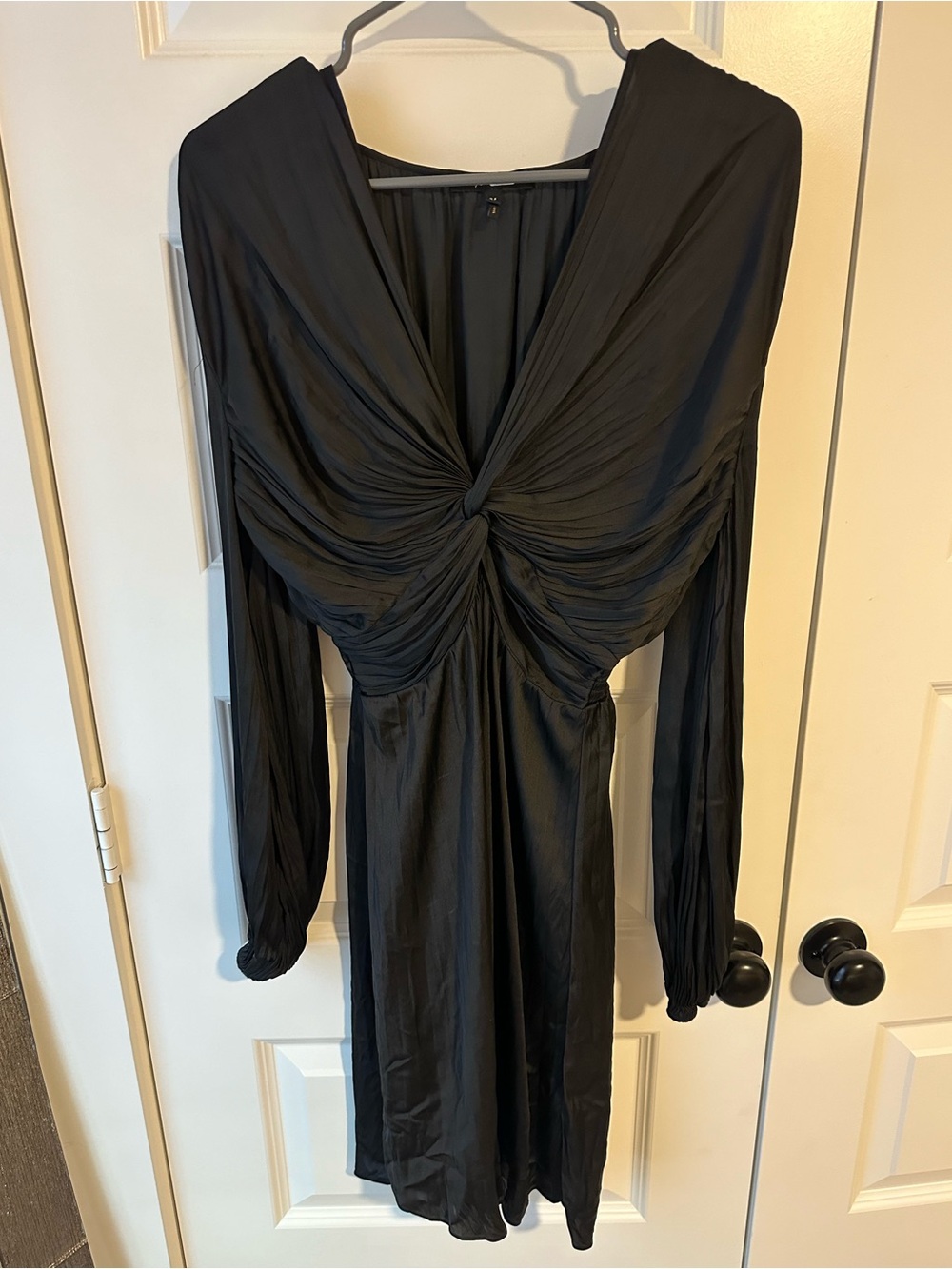 Like New! Maje Black Rivily Silky V Neck Short Mini Dress size 34 EU (0 XS US)